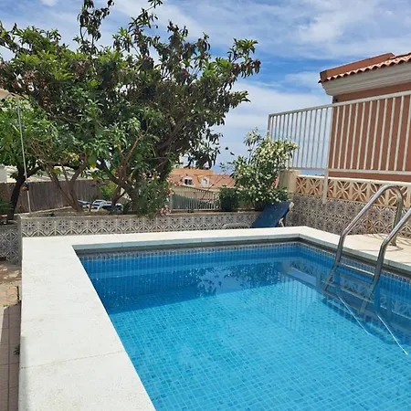 Spacious In Noelia With Private Pool, Garden & Parking Holiday home