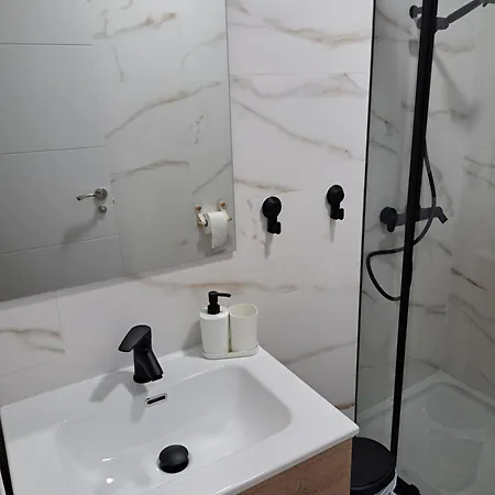 Spacious In Noelia With Private Pool, Garden & Parking Benalmadena