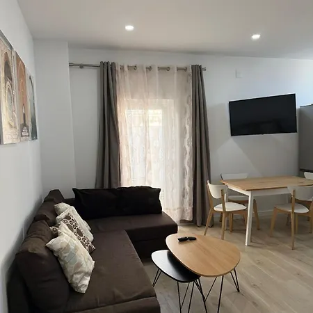 Independent At Noelia With Private Pool, Garden & Parking Holiday home