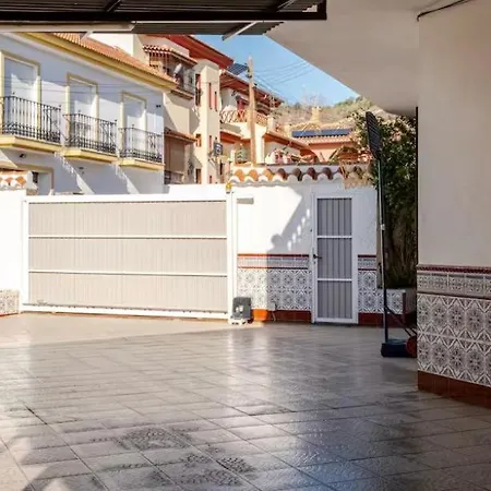 Holiday home Independent At Noelia With Private Pool, Garden & Parking *