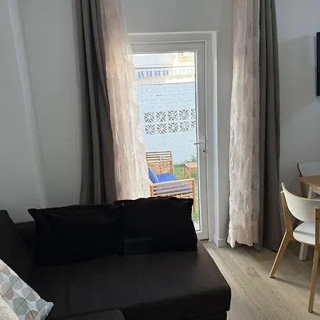 Independent At Noelia With Private Pool, Garden & Parking Holiday home *