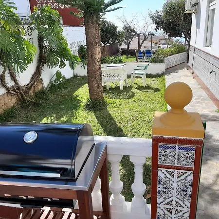 Spacious In Noelia With Private Pool, Garden & Parking *